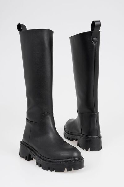 CZ London Women's Thick Serrated Sole Flat Classic Boots