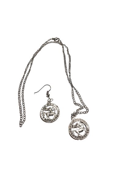 Ororabutik 22mm Bow Sign Figured Necklace and Earring Set