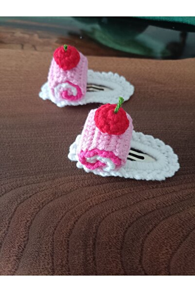 Handmade Örgü Çıt Çıt Toka Vişneli Pasta Temalı