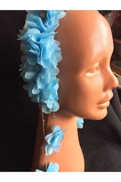 GÜVEN Design Maternity Crown with Blue Flower Earrings