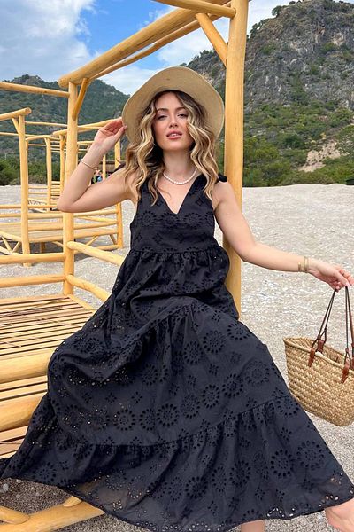 AYASOFYA OTANTIK Rochie neagră festonată - cu detaliu de legare, bretele reglabile și căptușeală