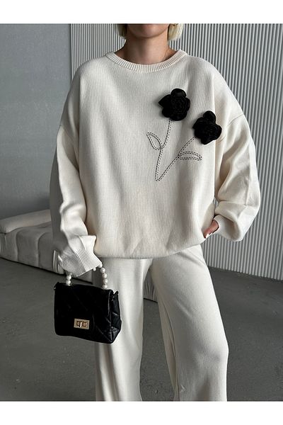 Piano Black Knitwear Women's Trousers and Sweater Set