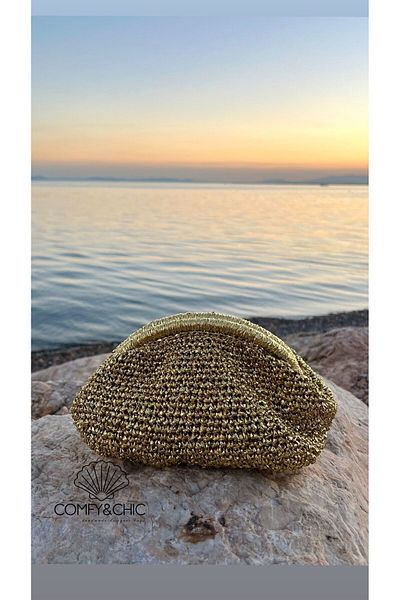 bygothicas حقيبة يد نسائية من Comfychic GLOWY CLUTCH مصنوعة يدويًا بالكامل وذات جودة عالية