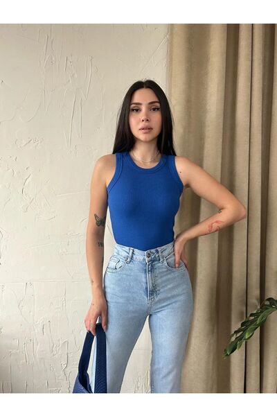 Değerli RED LINE Tricou tricotat pentru femei, cu gât cu șarmuire