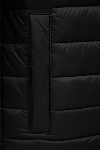 HUGO Black Regular Fit Men's Jacket - Long Sleeve with Brand Logo Detail 50517753 -001