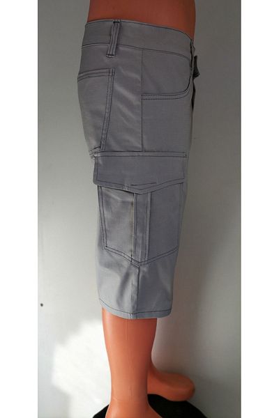 BeyzDenim شورت رمادي فاتح كابري تحت الركبة مقاس كبير للجنسين