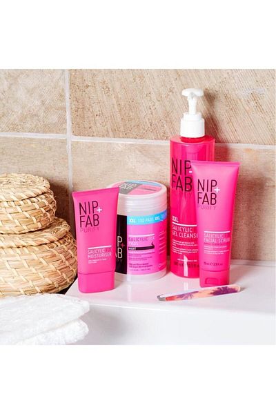 NIP+FAB Salicylic Acid Fix Face Wash Gel for Oily Skin 145 ml