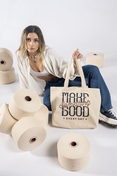 The Lycos Geantă de umăr și de plajă din pânză „do Something Good”.