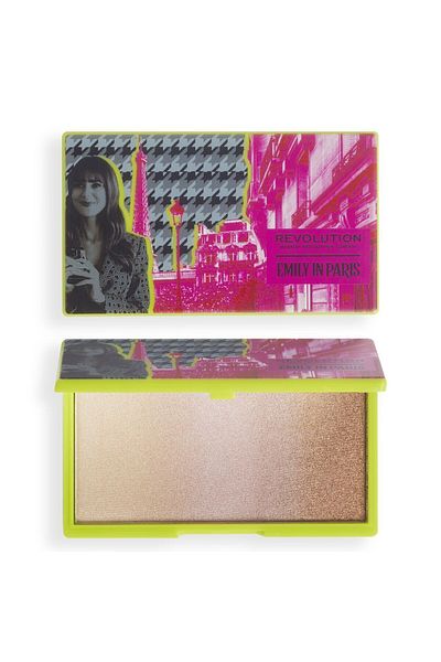 Revolution X Emily In Paris In The Spotlight Powder Highlighter - Illuminator