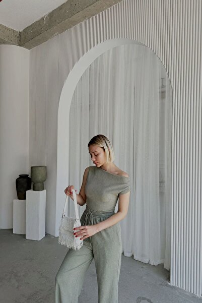 R&G RIMANERE GIOVANI One Shoulder Khaki Blouse and Trousers Set - Sleeveless