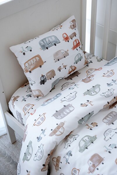 NOU طقم غطاء لحاف أطفال عضوي - سيارات بالسلاسل (100X150 - 35x45 - 60x120) سيارات