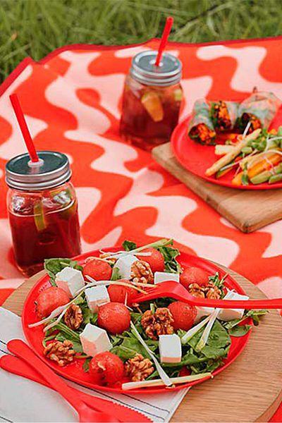 Tchibo 4 Pieces Picnic Plates, Red