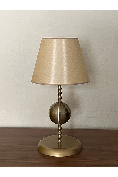 asellus Stylish Metal Globe Detailed Lampshade - Decorative Table Lamp for Living Spaces, Bedroom and Office