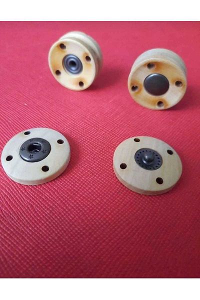 Beyna HAND-STICKED NATURAL WOODEN BOARD BUTTON 2 CM 1 PACK 5 PIECES