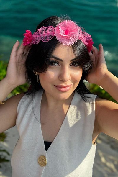 TAKIŞTIR تاج على شكل زهرة باللون الفوشيا