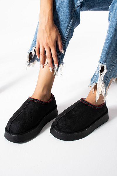 McDark Cizme casual scurte pentru femei UGY Black Furry