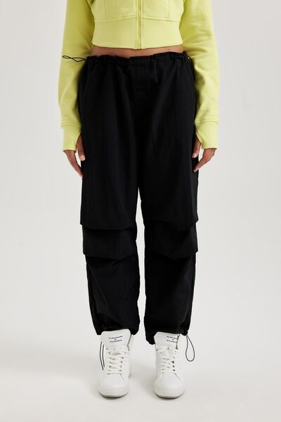 DeFacto Long Sweatpants with Flexible Bands - Parachute Pockets B1973ax23au