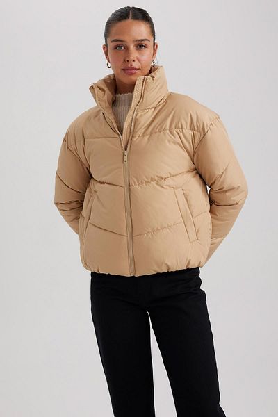 DeFacto Wasserdichte Pufferjacke mit Stehkragen und Relax Fit - A3631ax23wn