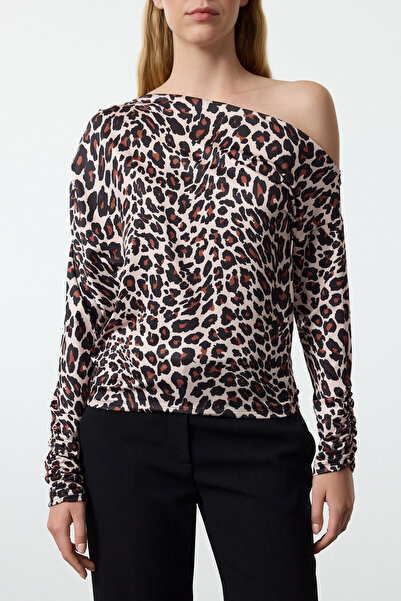 Trendyol Collection leoparD Print Strečová pletená halenka - splývavý límec, vícebarevná TWOAW21BZ1383