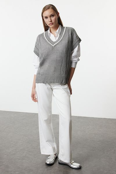Trendyol Collection V-Neck Gray Knitwear Sweater - Wide Fit, Openwork TWOAW25SV00020