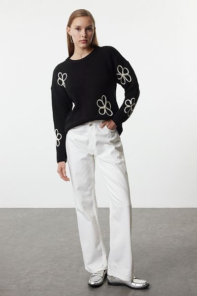 Trendyol Collection Pulover din tricot cu nervuri negre cu imprimeu floral - Genușă, decolteu triplu TWOAW25KZ00323