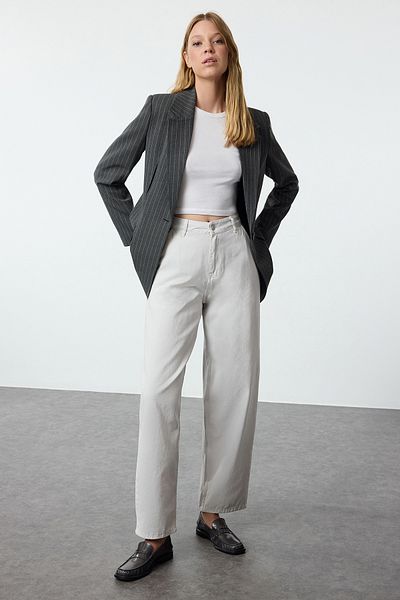 Trendyol Collection Скейтърски дънки с висока талия - TWOAW25JE00215