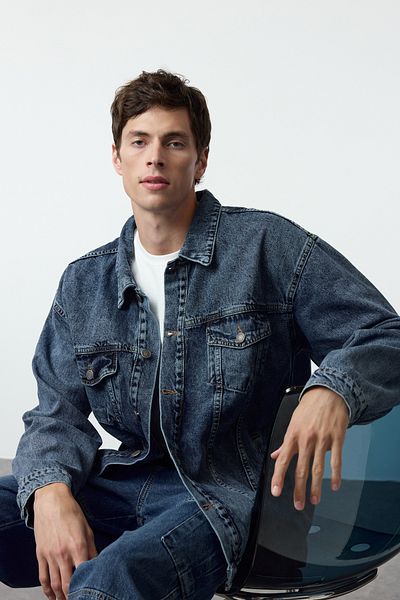 Trendyol Collection Світло-блакитна чоловіча джинсова куртка великого розміру TMNAW23CE00037
