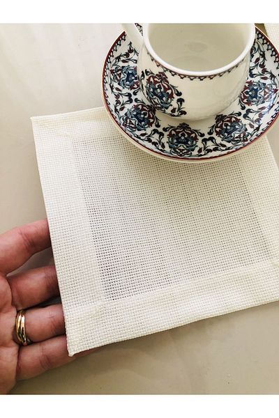 İpekce kanavice Set of 6 Cream Cocktail Napkins