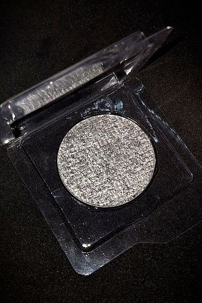 wonderway Refill Eyeshadow - Comfortable and Stylish Design