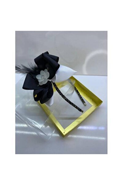 QUEEN AKSESUAR تاج الأم والابنة الفاخر مع بروش زهرة أبيض وأسود