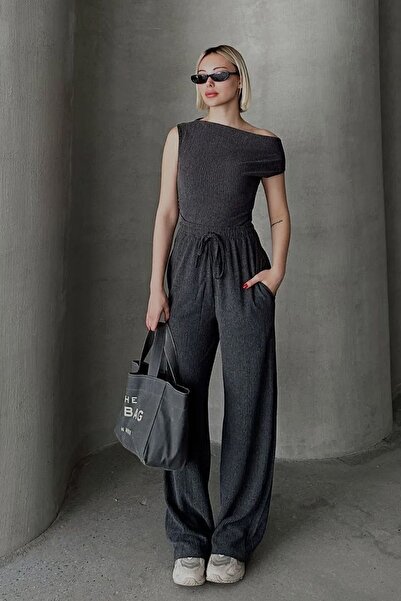 R&G RIMANERE GIOVANI Egy vállú fekete blúz és nadrág szett - ujjatlan