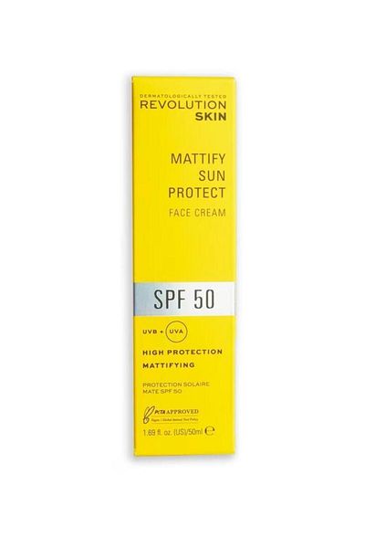 REVOLUTİON SKİNCARE Revolution Skincare Mat - Sun Cream Spf50 50ml