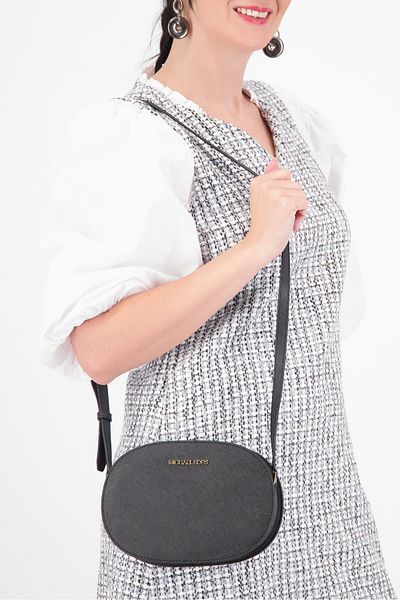 Michael Kors Women Embossed Logo Crossbody Bag 15 H x 22 L x 5,5 W cm, Black