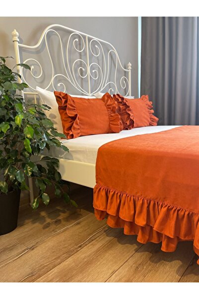 Decamor home Çiftkat Fırfırlı Kiremit Yatak Runner ve İç Dolgulu Kırlent 3 PARÇA