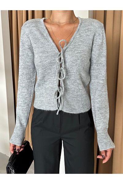 Laluvia Graue Strickjacke mit drei Krawatten-4414