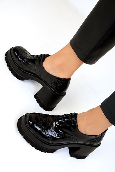 SOHO Black Patent Leather Women's Classic Heeled Shoes 19510