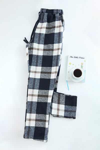 Trendyol Collection Pánské černé kostkované Regular Fit Tkané Unisex pyžamové kalhoty Tepláky Thmaw21Pj0013