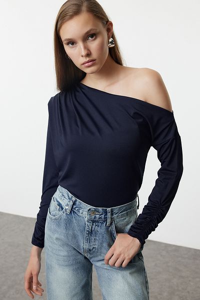 Trendyol Collection Rugalmas, drappos sötétkék kötött blúz – testhez simuló, Twoaw21bz1383