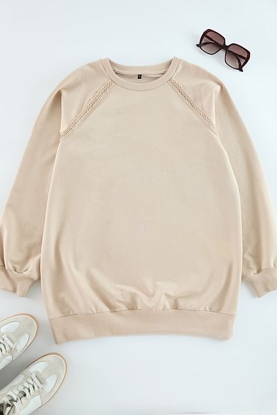 Trendyol Modest Beiges Sweatshirt mit Accessoire-Detail TCTAW25TW00006