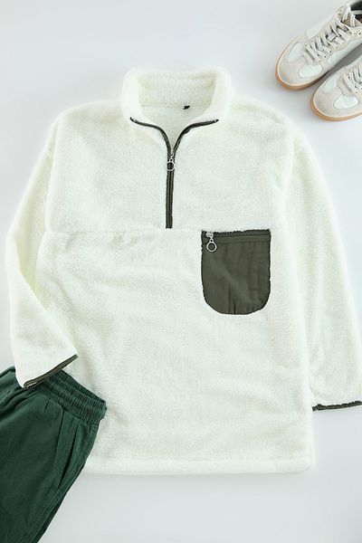 Trendyol Modest Ecru Plüsch-Oversize-Sweatshirt mit Reißverschluss und Taschendetail TCTAW25TW00005