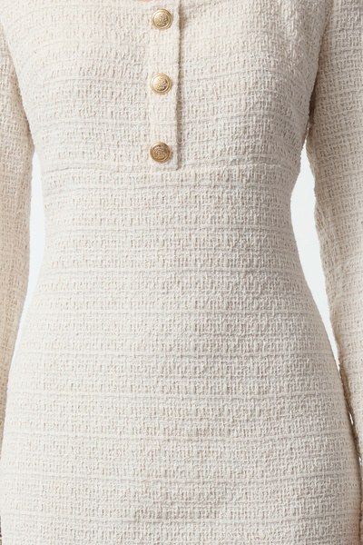 Trendyol Collection Tweed tkané minišaty - A-Line, čtvercový límec, detail knoflíku, Ecru Twoaw23El00938