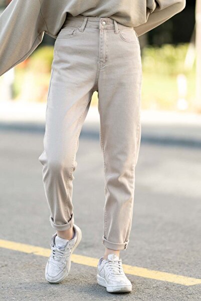 Geppetto Beige Colored Penolope Women's Mom Jean