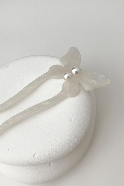 Modex 15cm Butterfly Figured Pearl Detailed Hair Bun