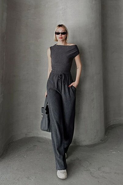 R&G RIMANERE GIOVANI Egy vállú fekete blúz és nadrág szett - ujjatlan