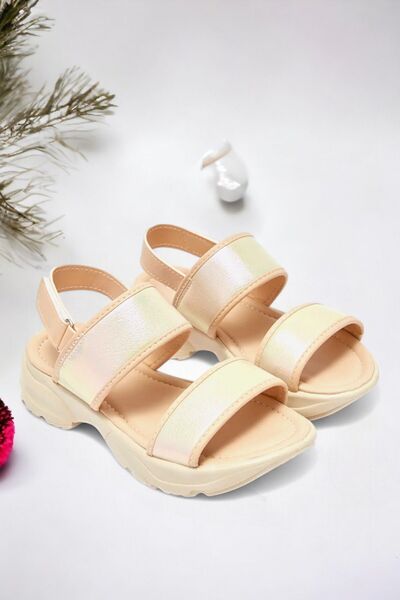 Ponchiq صندل بناتي بحزام مزدوج من إكرو