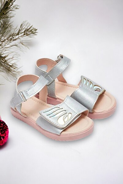 Ponchiq Wing Patterned Girl's Sandals