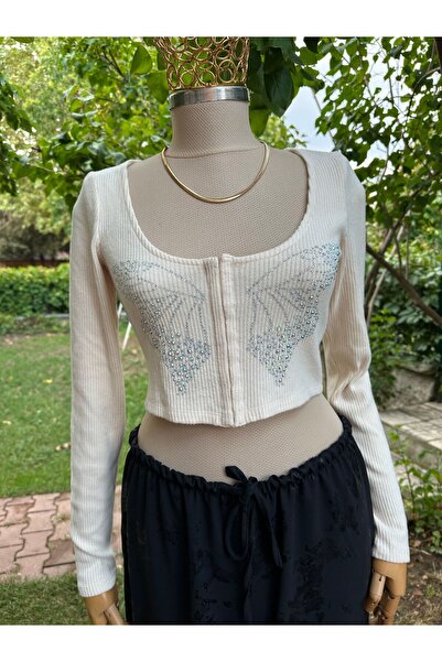 moodibutik Kadın Taşlı Kelebek Desenli Crop