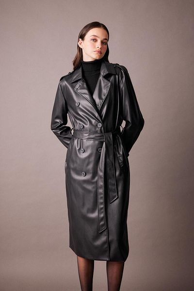 DeFacto Wasserdichter Trenchcoat aus Kunstleder - Regular Fit A0971ax23au