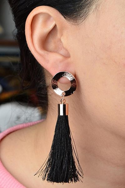 AKIN AKSESUAR HEDİYELİK Long Gold Earrings - Round Figure and Tassel Design