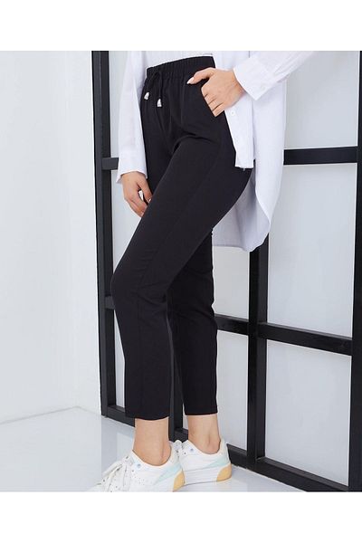 LARİS Pantaloni